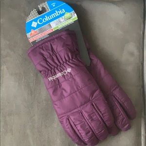 COLUMBIA GLOVES
